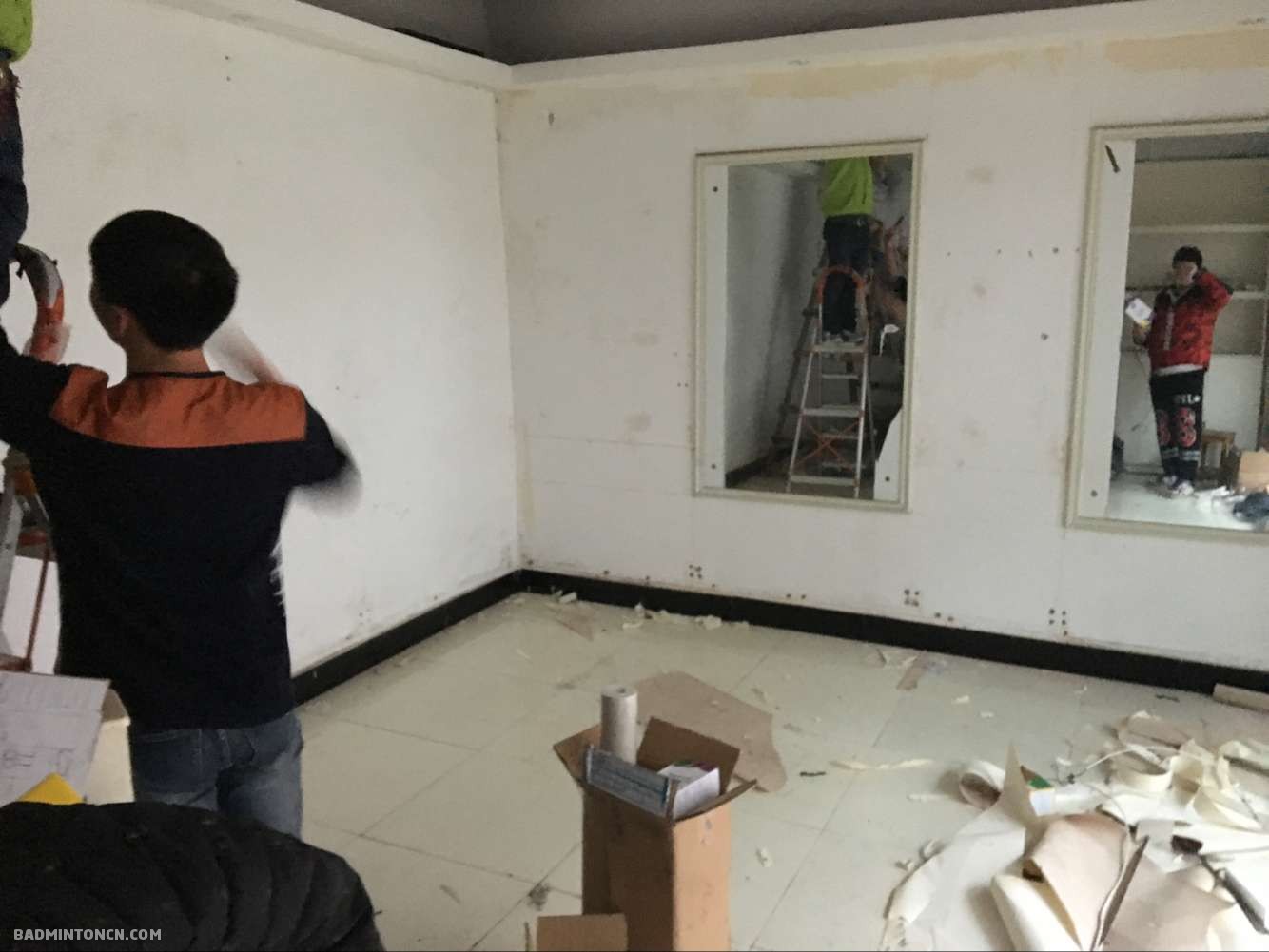 开一家羽毛球用品实体店,求支招货源经验